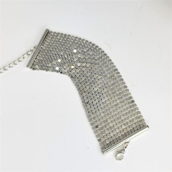 Slinky Short Silver Bracelet - Picture 4 of 7